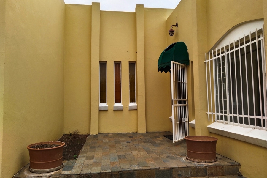 4 Bedroom Property for Sale in Hartbeespoort Rural North West